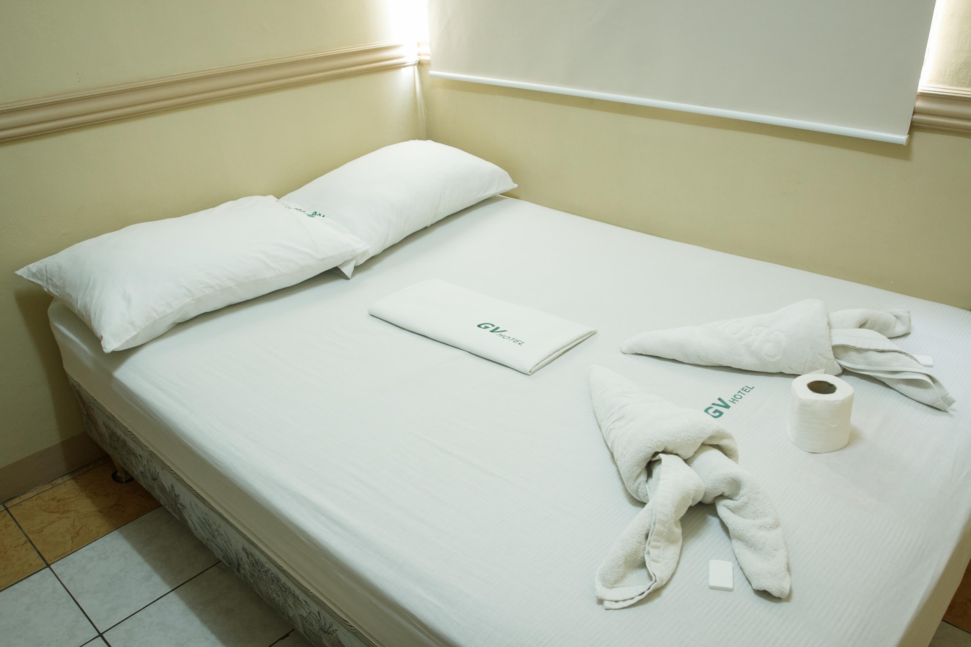 Gv Hotel - Camiguin Мамбаджао Екстериор снимка