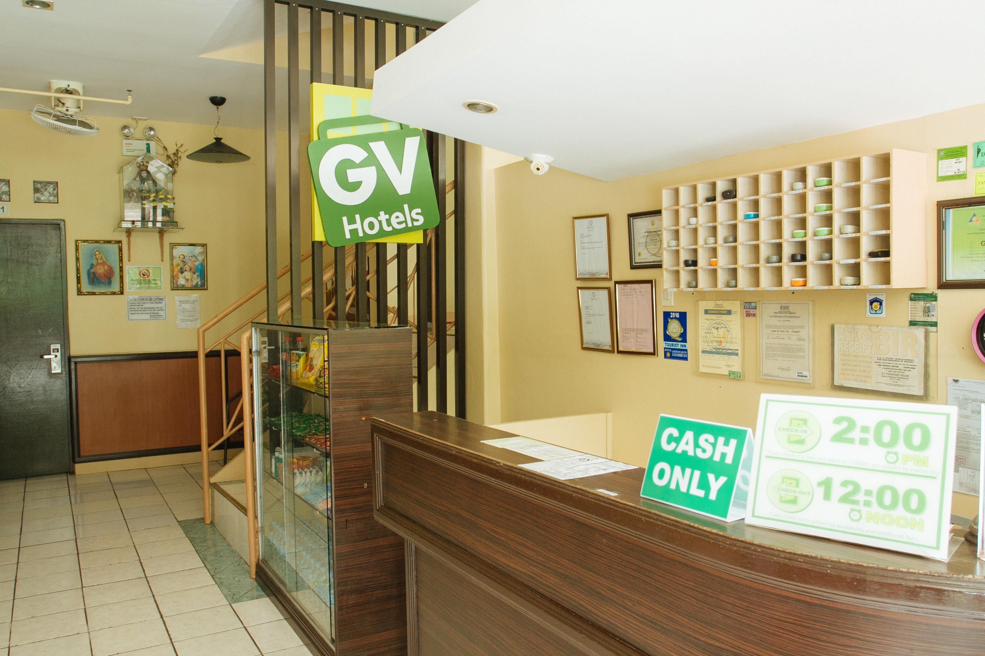 Gv Hotel - Camiguin Мамбаджао Екстериор снимка