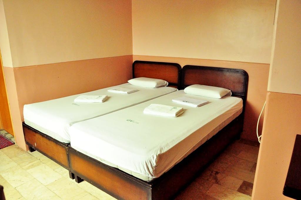 Gv Hotel - Camiguin Мамбаджао Стая снимка
