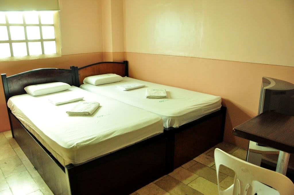 Gv Hotel - Camiguin Мамбаджао Стая снимка
